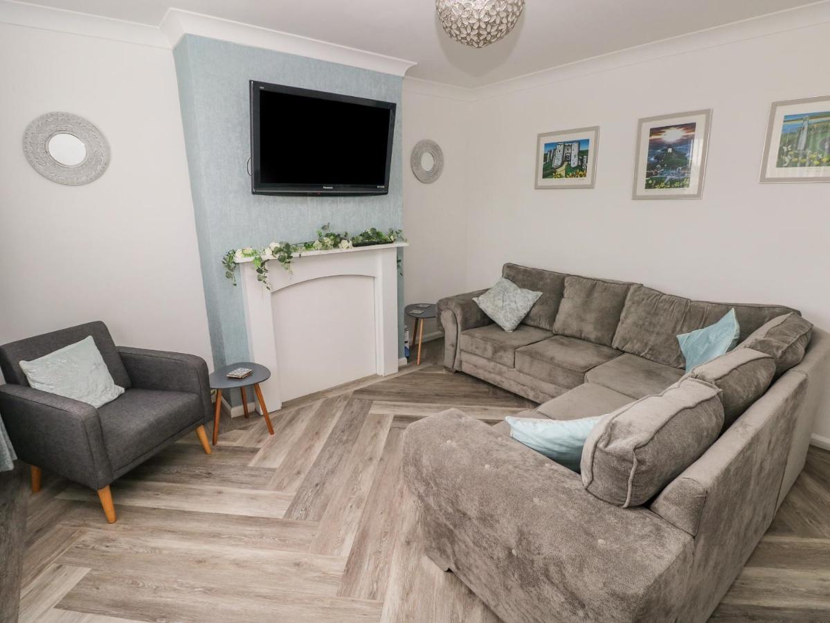 Cwtch Ar Y Mor Villa Burry Port Bagian luar foto